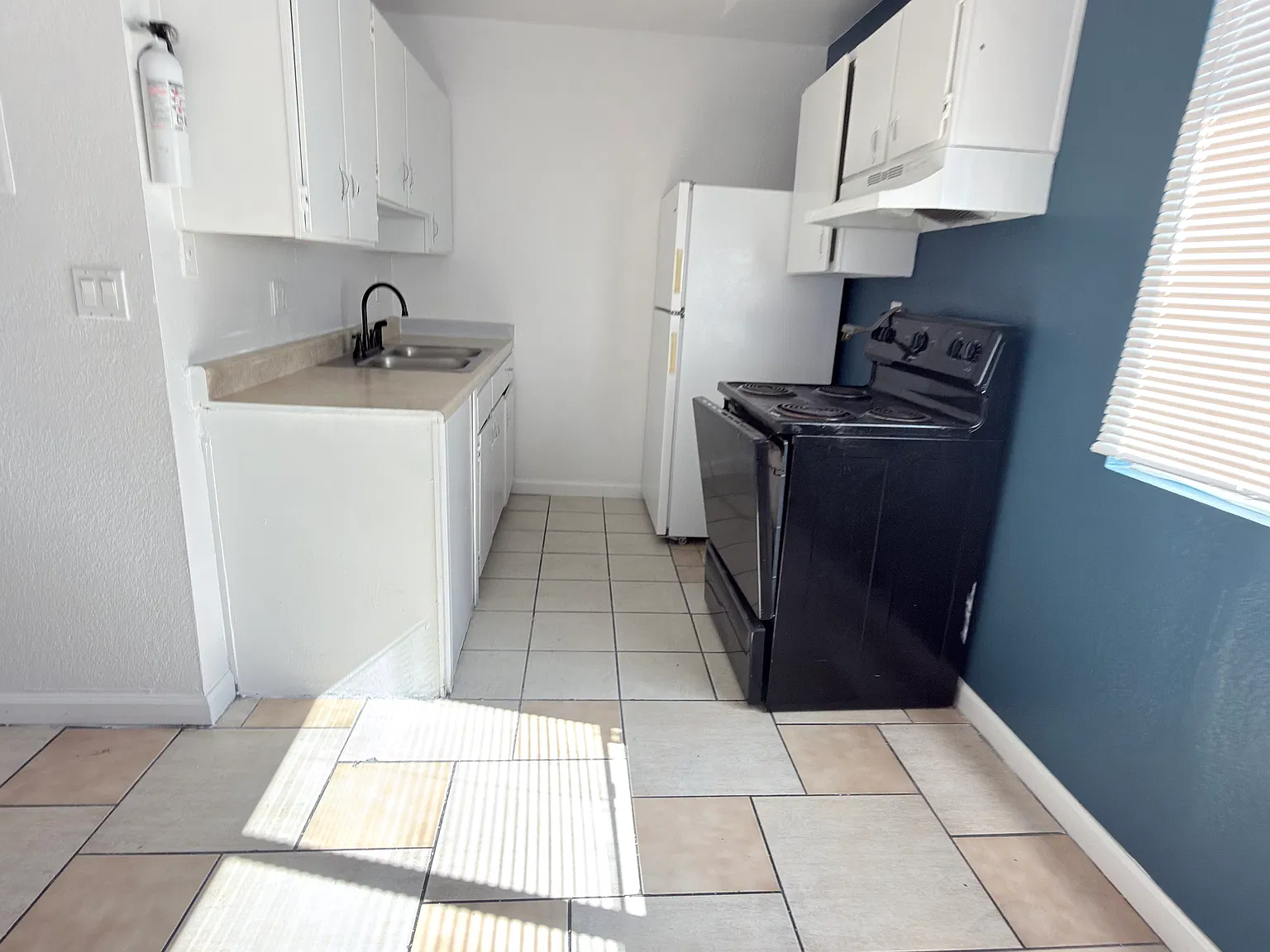 2 bed, $1,095 — Photo 3