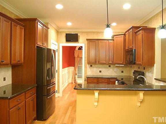4th image of 57 Carolina Oaks Ave