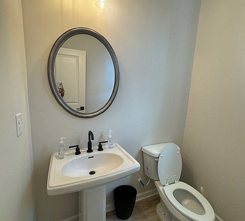 3rd image of 128 Camdale Ct