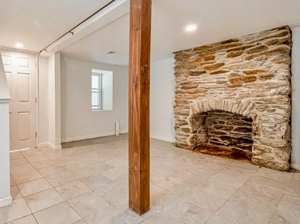 2086 Strasburg Rd, Coatesville, PA 19320