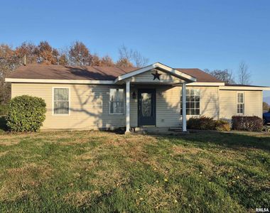 1100 Moore Rd, Eldorado, IL, 62930