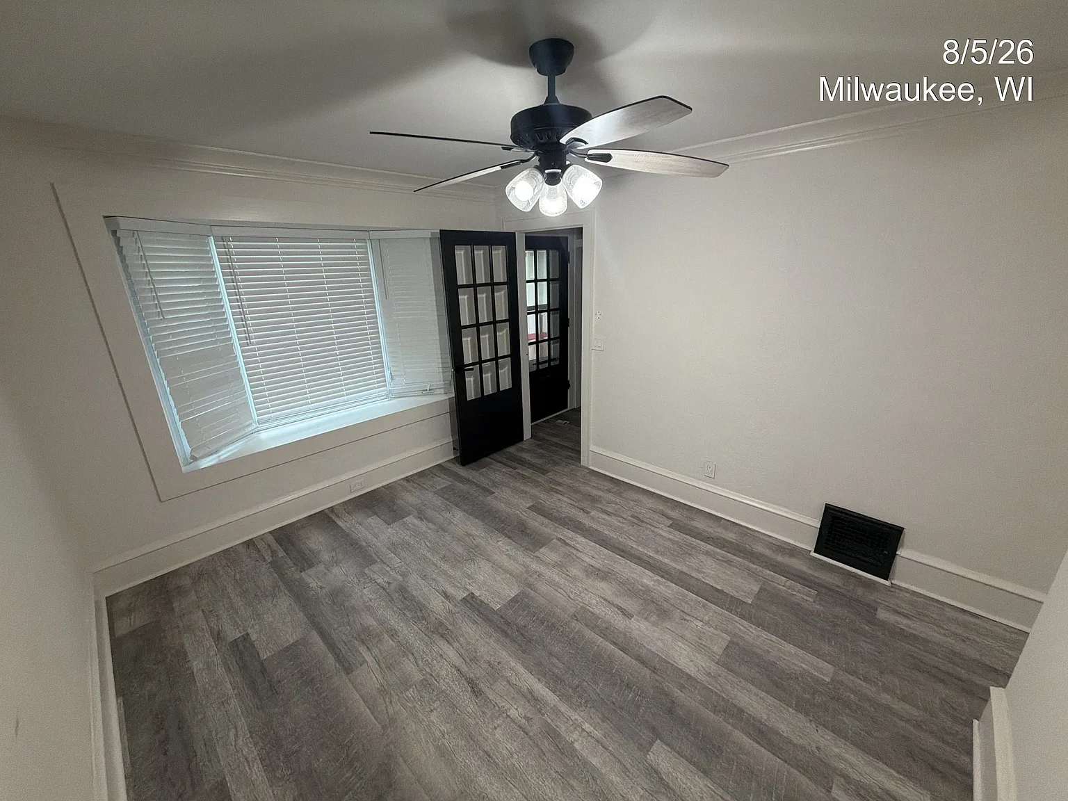 3 bed, 1300 sqft, $1,700 — Photo 4