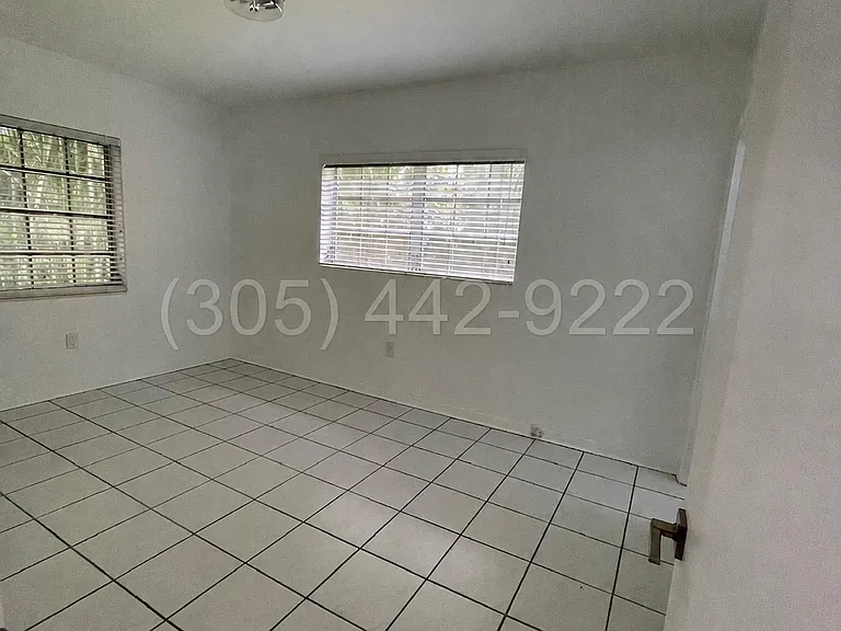 828 Lorca St — Photo 19
