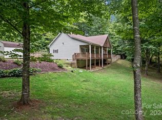 79 Coltons Way, Penrose, NC 28766