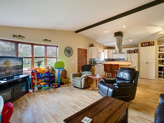 2139 Riviera Dr Mount Pleasant-large-012