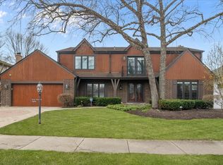 4319 Phyllis Dr, Northbrook, IL 60062