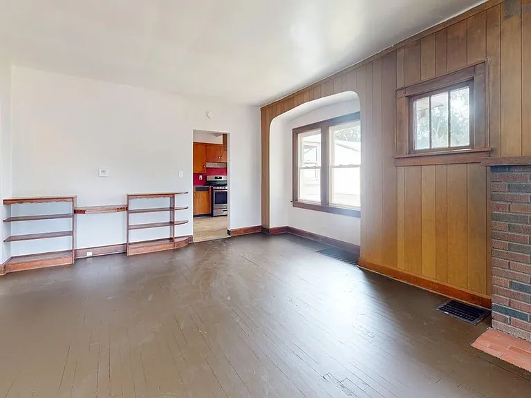 1537 Tanner Ave SW — Photo 3