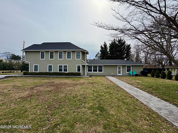 3rd image of 41 Brookwillow Ave