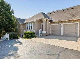 11575 S Bell Court Dr APT 104, Olathe, KS 66061
