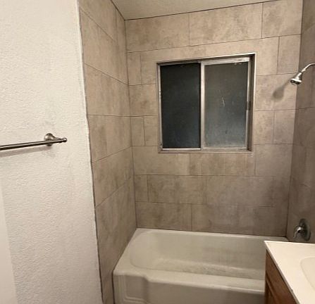 5th image of 4801 Vermont Ave Unit B