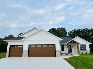 3411 Dandy Way, Green Bay, WI 54311