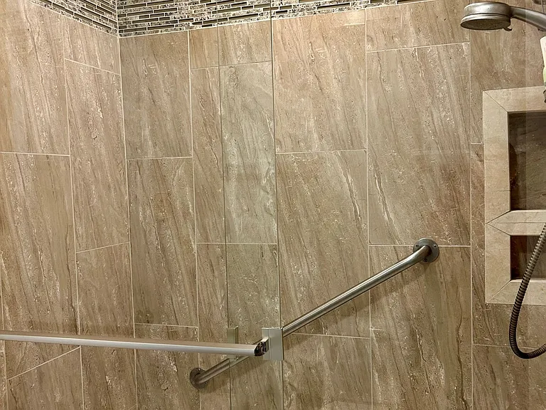 802 Spain St #3 — Photo 15