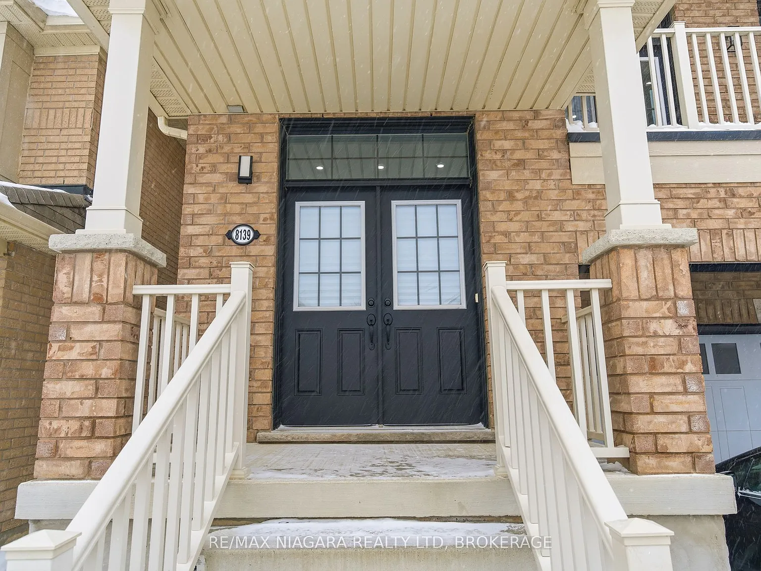 4 bed, $3,300 — Photo 2