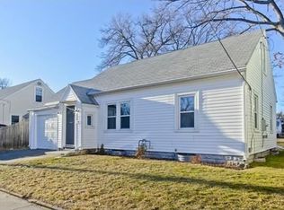 44 Melville St, Springfield, MA 01104