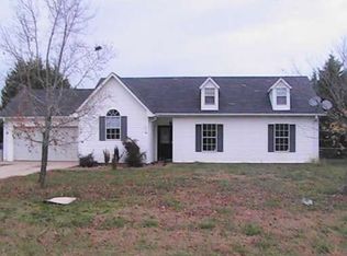2132 Broad St, Statham, GA 30666