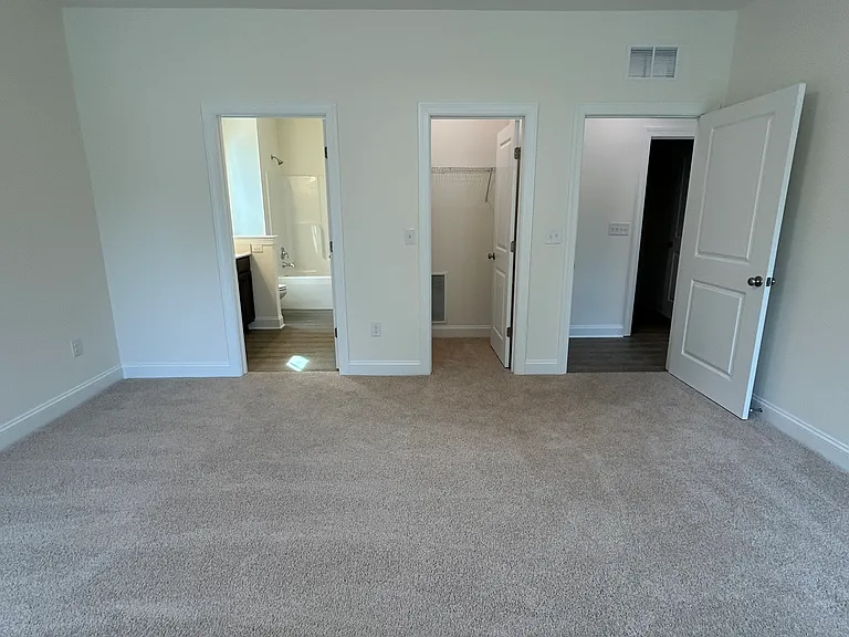 519 Bedford St — Photo 21