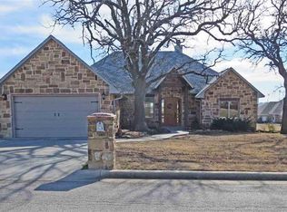 830 Oak Tree Dr, Ardmore, OK 73401