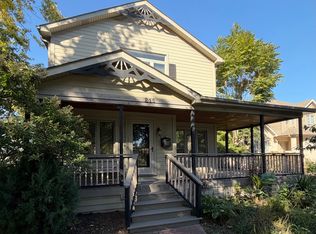 215 E Grantley Ave, Elmhurst, IL 60126