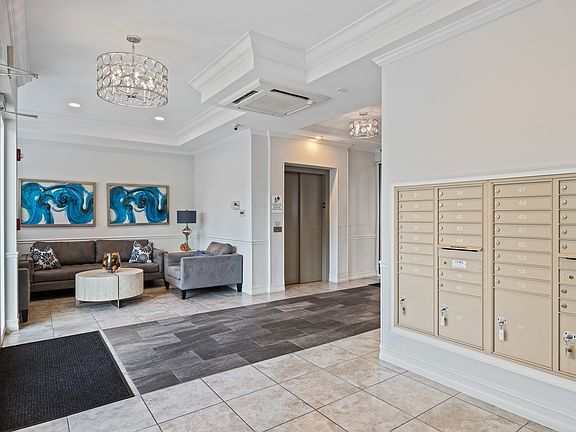 3rd image of 101 S Bayshore Blvd #76