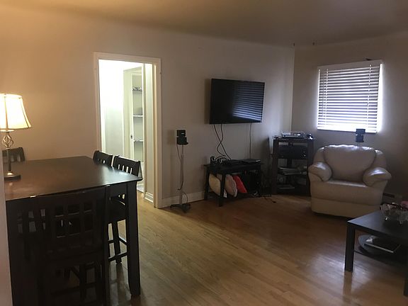 4th image of 799 Cherry St #11205599