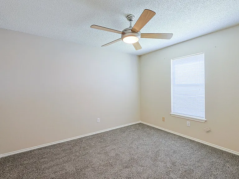 9708 Aberdeen Ave — Photo 39