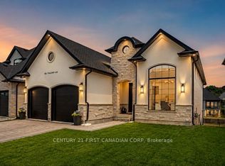 956 Trailsway Ave, London, ON N6K0K7