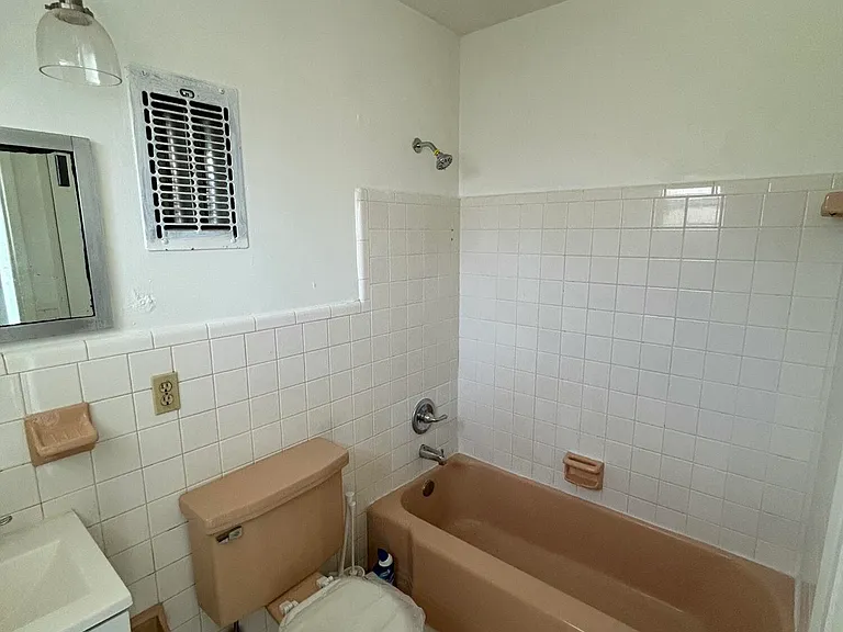 5881 NE 18th Ave #2 — Photo 5