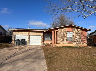 5709 NW Ash Ave, Lawton, OK 73505