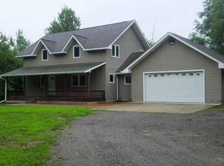 121 W Fike Rd, Sanford, MI 48657