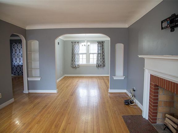 3rd image of 9009 McNulty Dr