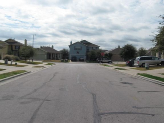 4th image of 3912 Yarborough Ave