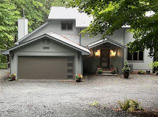 1824 Roamingwood Lake, lake ariel, PA 18436