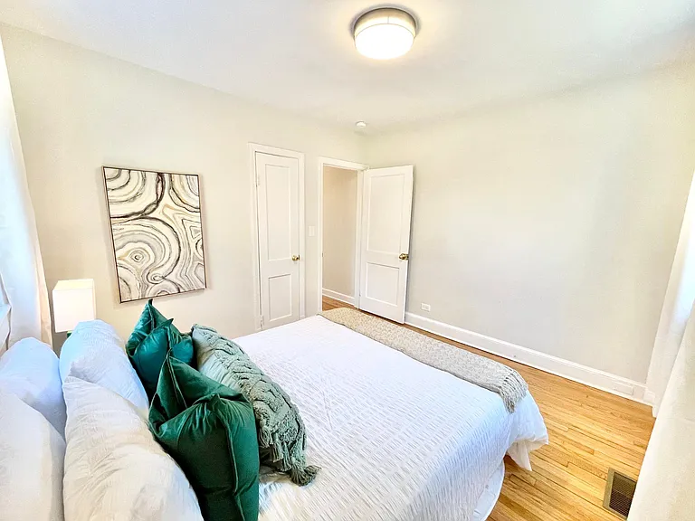 1325 Willow Dr — Photo 17
