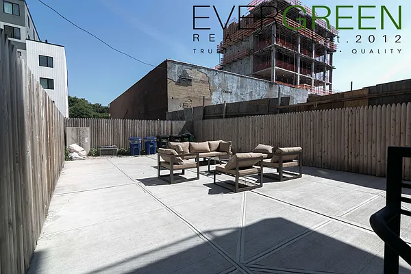 Rented by Pinn Realty | media 62