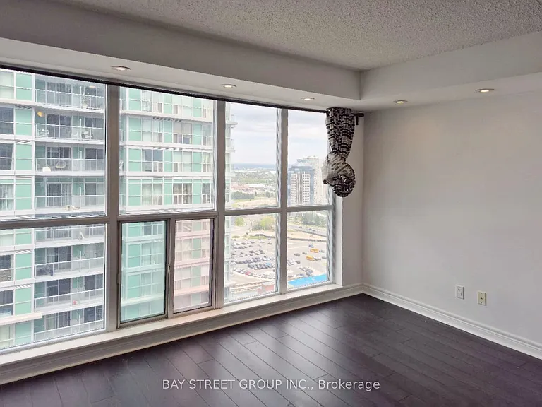 50 Town Centre Ct #2605 — Photo 7