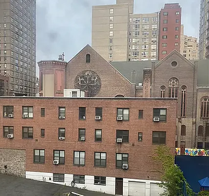 Rented by City Connections Realty | media 16