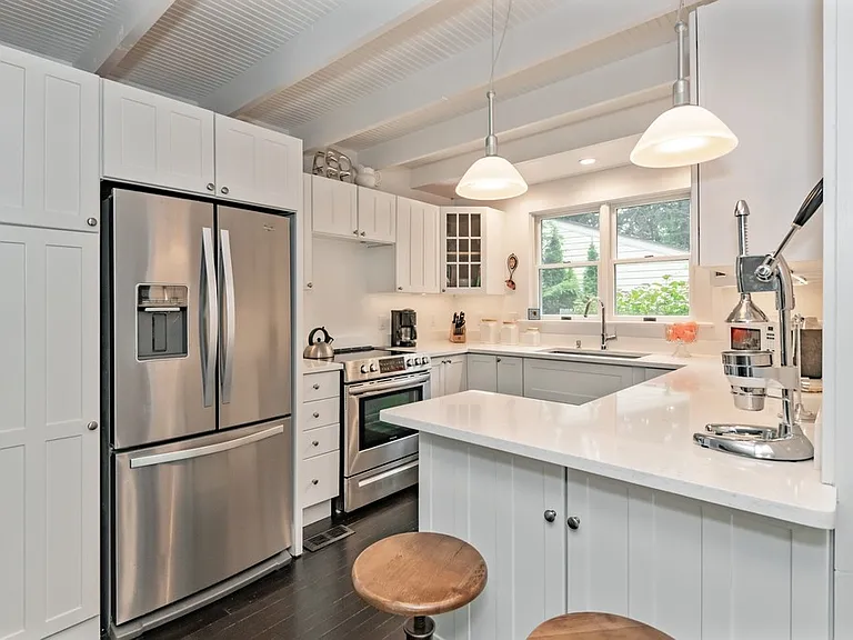 Wickatuck Dr — Photo 20