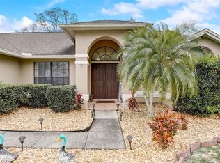3218 Pine Club Dr, Plant City, FL 33566