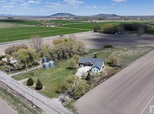 634 N 3200 E, Menan, ID 83434