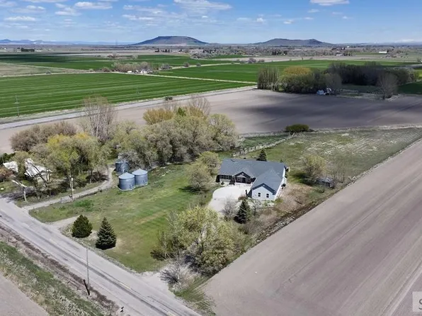 634 N 3200 E, Menan, ID 83434