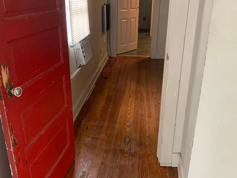 330 Oak St — Photo 17