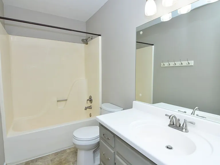 325 Shirley Rd — Photo 9