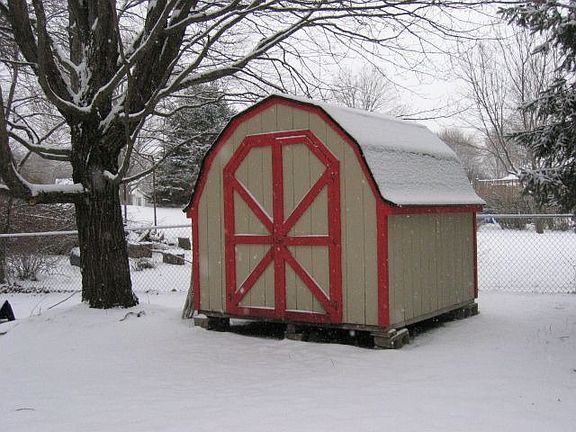 storage shed/outbuilding