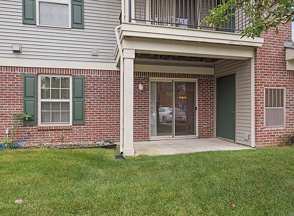 3rd image of 11107 Pinehurst Ln