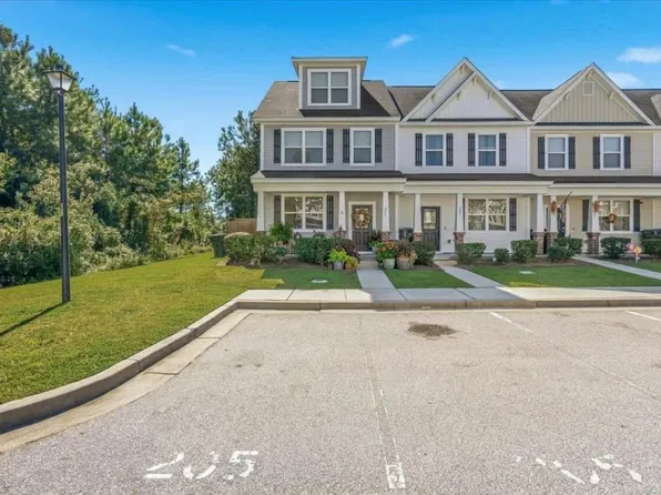 205 Woodward Rd, Goose Creek, SC 29445