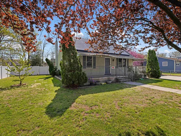 161 Briarwood Dr, Cape May, NJ 08204