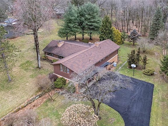 5th image of 1108 Mansell Dr