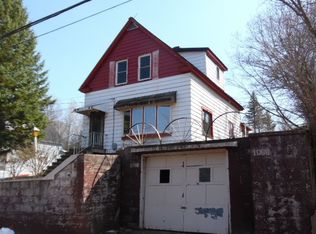 1088 Prospect St, Niagara, WI 54151