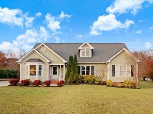 1 Annie V Dr, Clayton, NC 27520