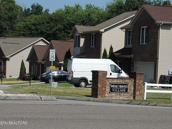 2nd image of 4719 NW Pecanwood Way